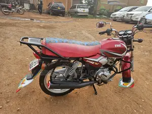 TVS HLX 125 2022 Red