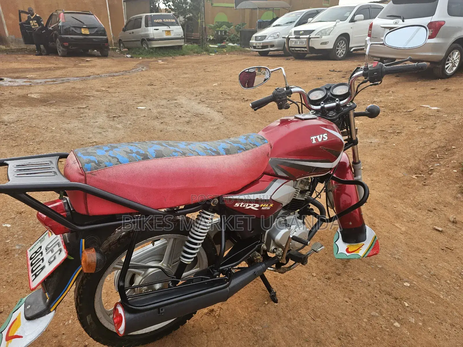 TVS HLX 125 2022 Red