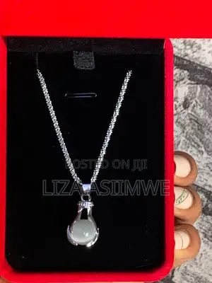 Lady’S Necklaces