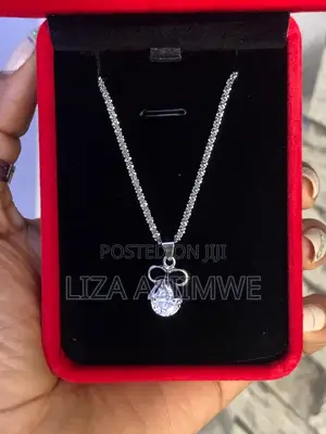 Lady’S Necklaces