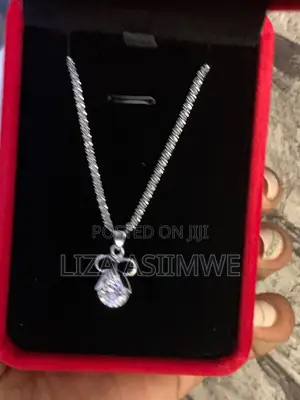 Lady’S Necklaces