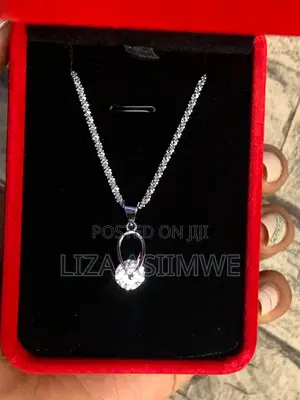 Lady’S Necklaces