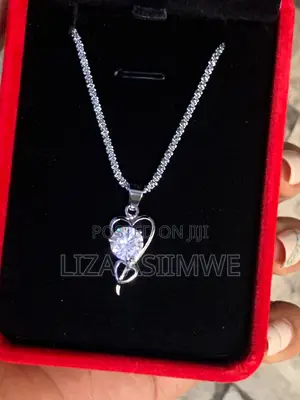Lady’S Necklaces