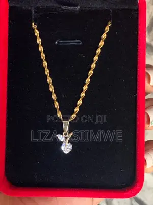 Lady’S Necklaces