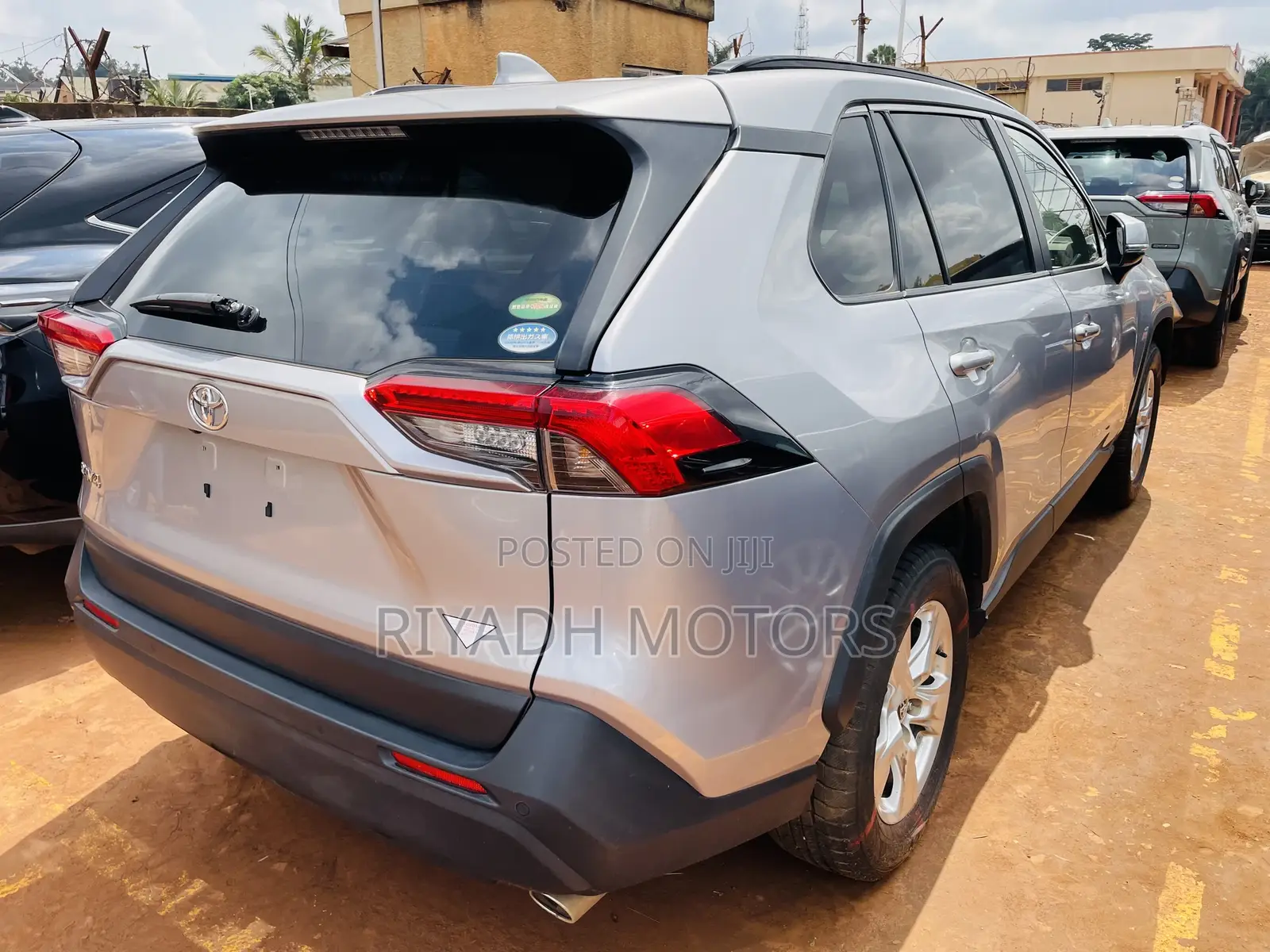 Toyota RAV4 2017 Silver