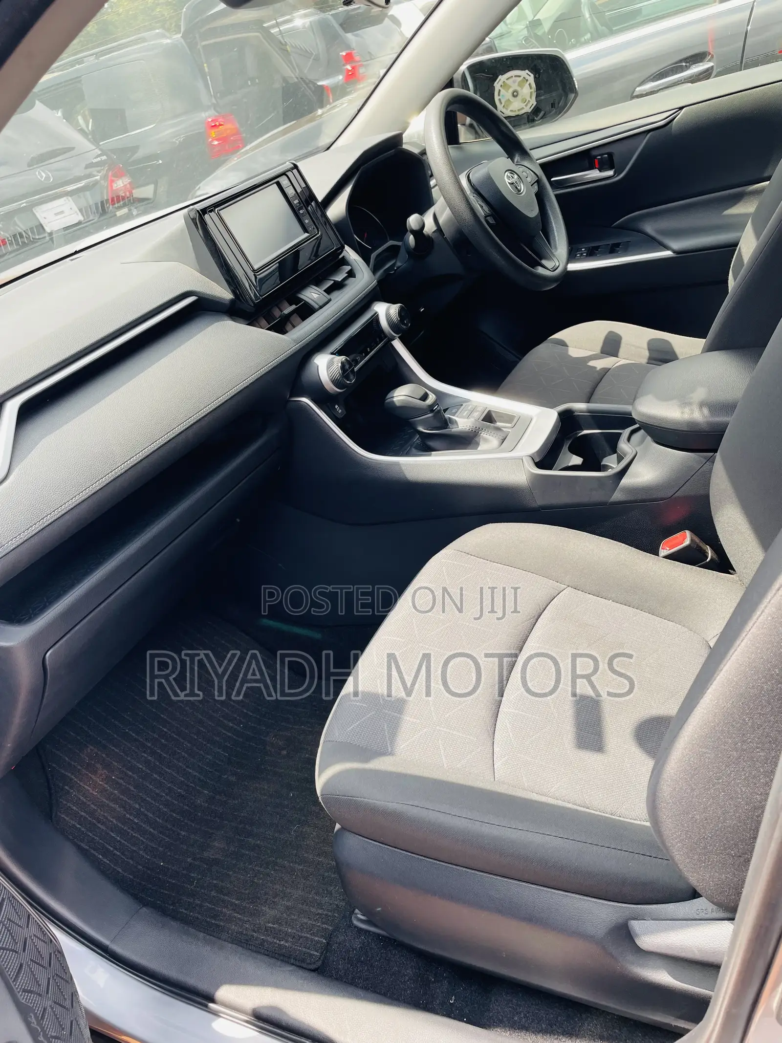 Toyota RAV4 2017 Silver