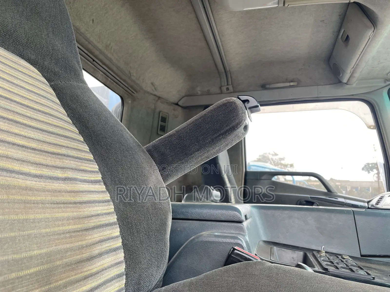 Fuso Low Bed
