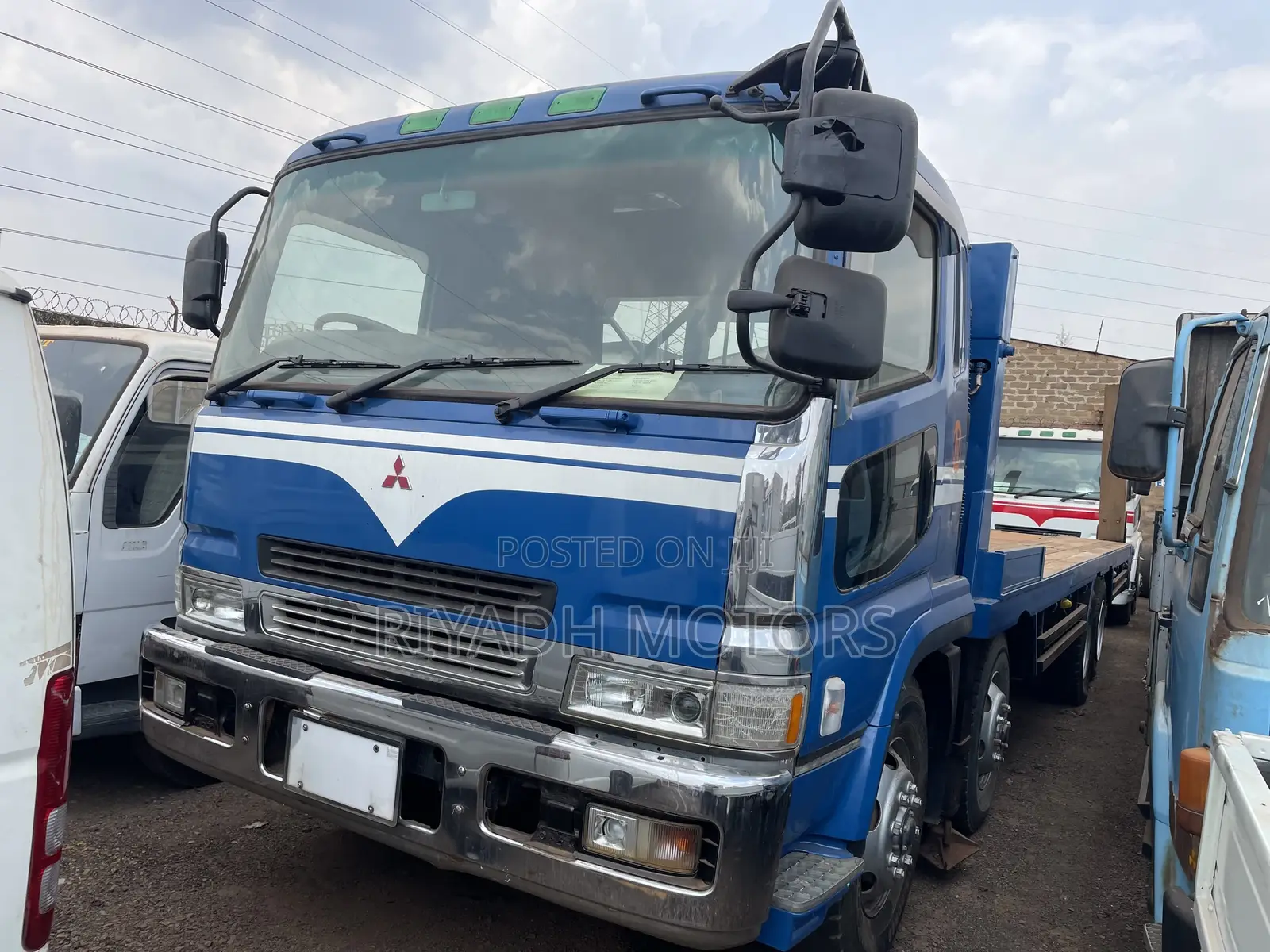 Fuso Low Bed