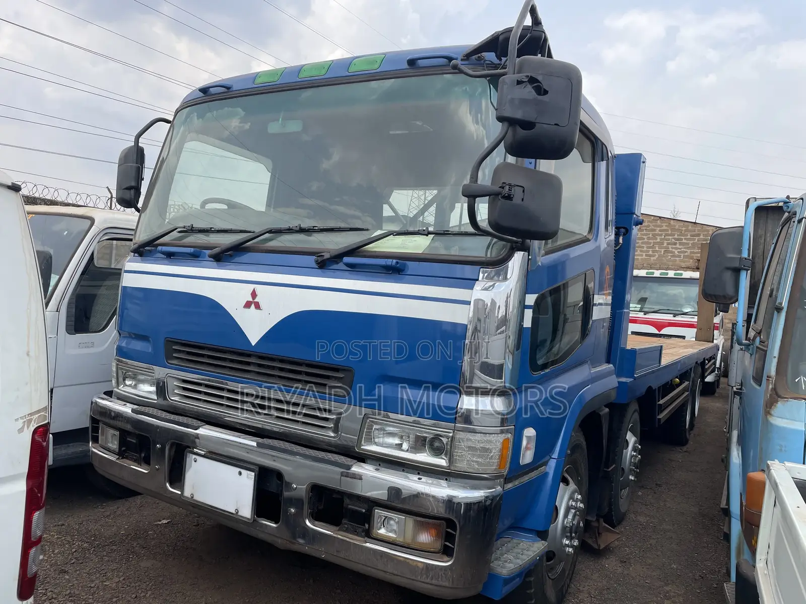 Fuso Low Bed