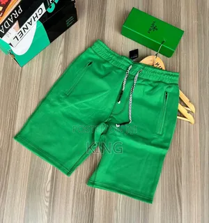 Casual Shorts. Dub Green