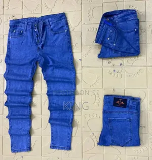 Cover Blue Jeans. Casual Fit