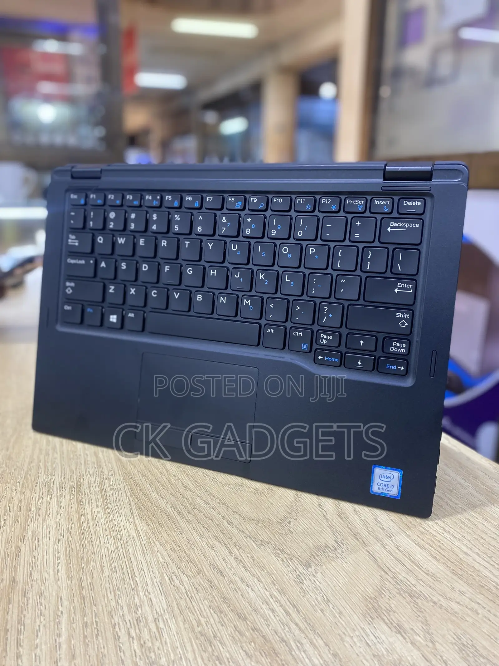 New Laptop Dell Latitude 7390 16GB Intel Core I7 SSD 256GB