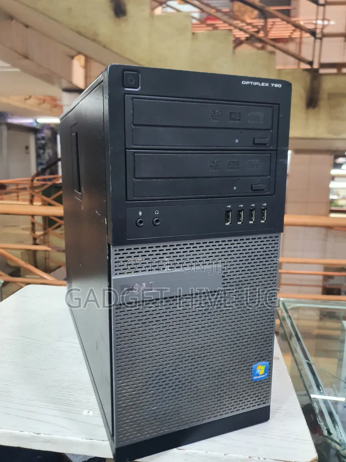 Desktop Computer Dell OptiPlex 790 4GB Intel Core I5 HDD 500GB