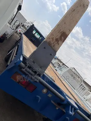 Fuso Low Bed