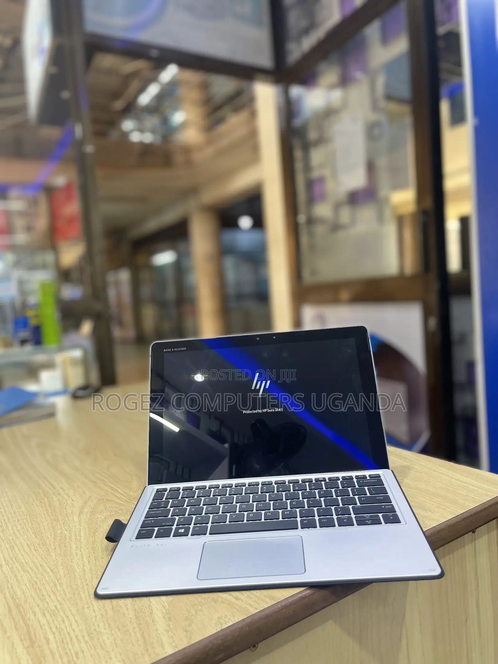 New Laptop HP Elite X2 1012 G2 16GB Intel Core I7 SSD 256GB