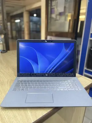 New Laptop HP Pavilion 15-Cs3063cl 8GB Intel Core I7 SSD 256GB