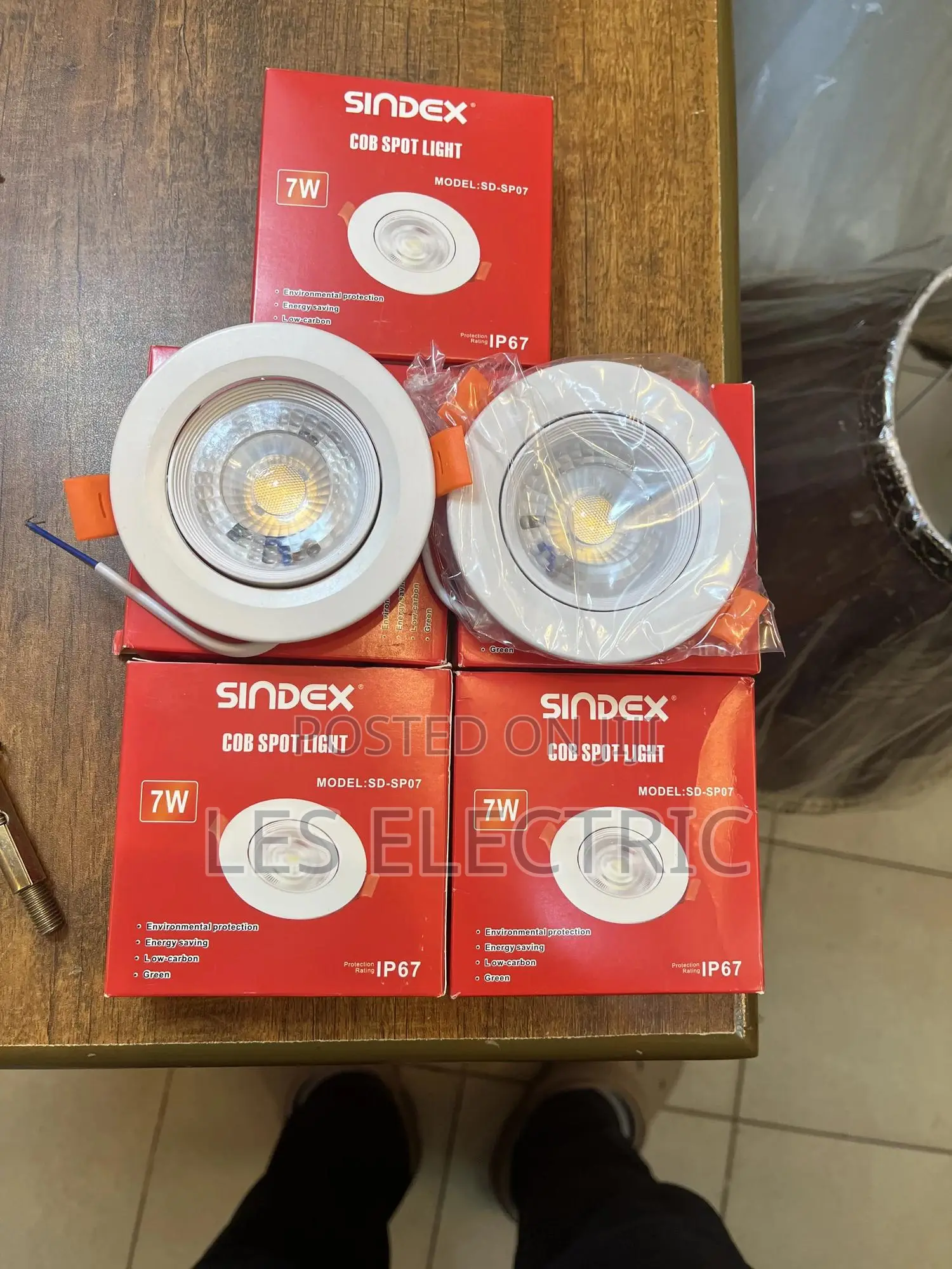 Spotlights 7watts Warm White