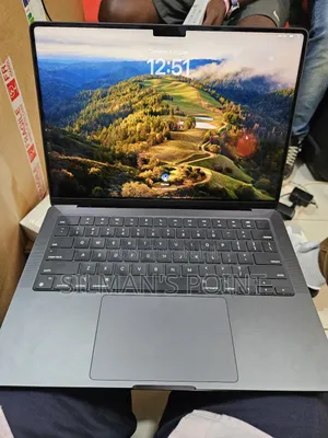 Laptop Apple MacBook Pro 18GB Apple M3 Pro SSD 512GB