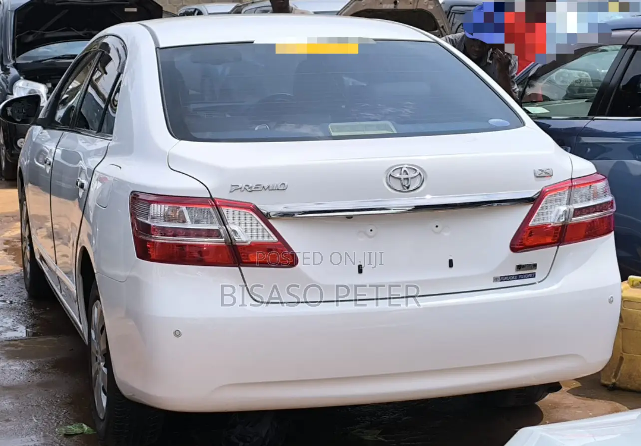 Toyota Premio 1.8 AWD 2015 White
