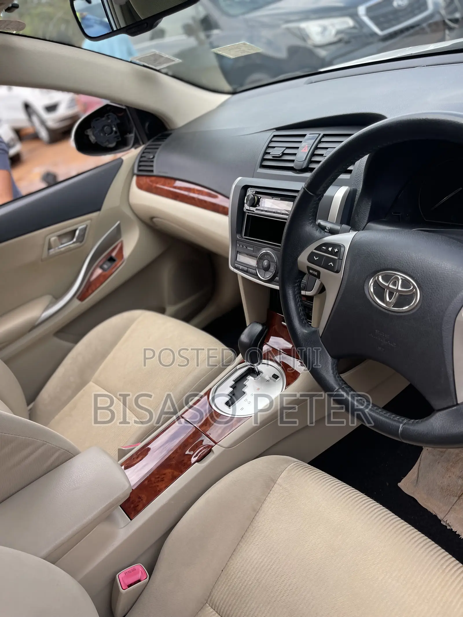 Toyota Premio 1.8 AWD 2015 White