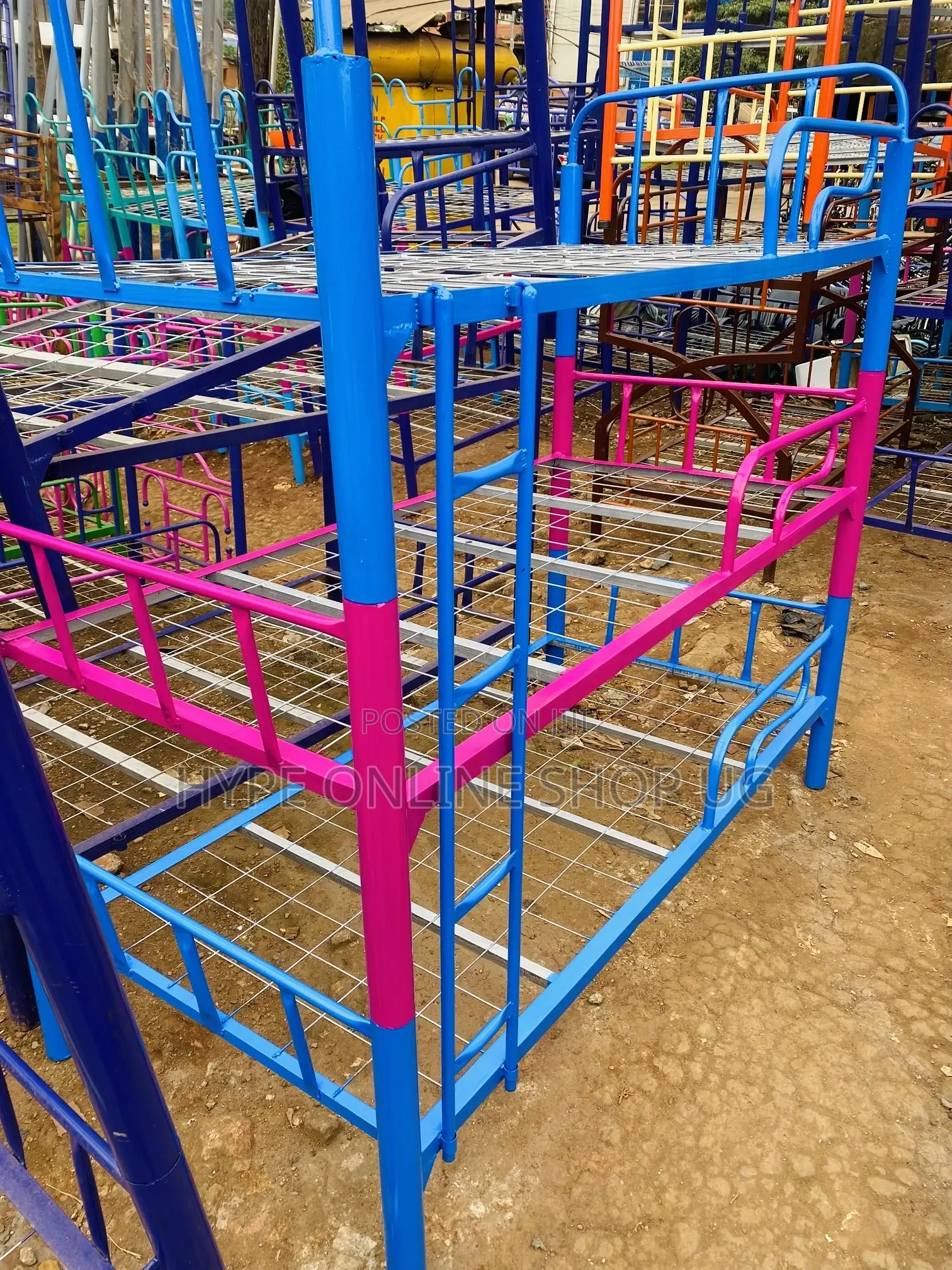 Pink,Blue Mixed Colored Decker Bed