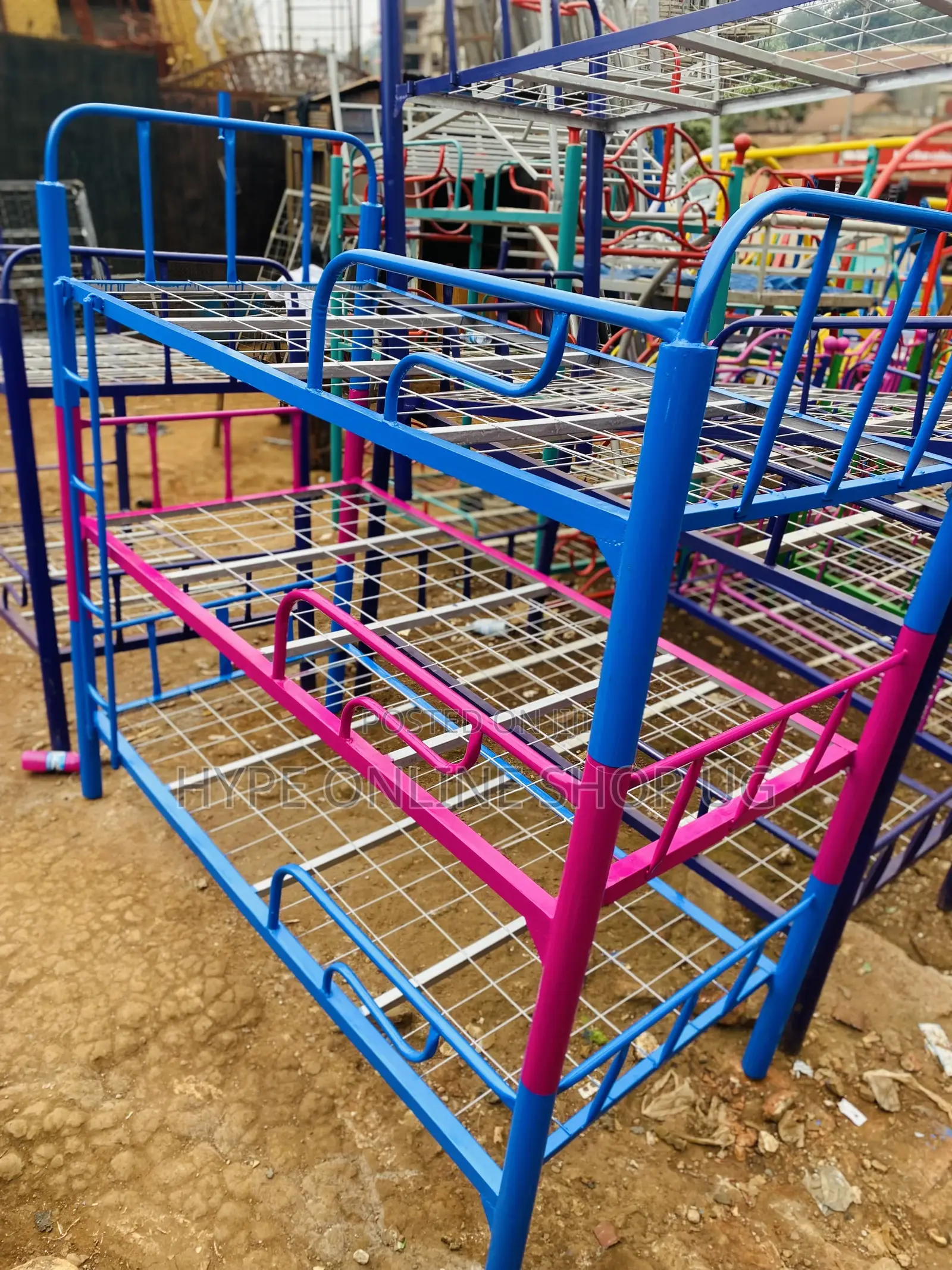 Pink,Blue Mixed Colored Decker Bed
