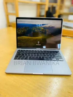 Laptop Apple MacBook Pro 2020 16GB Intel Core I5 SSD 512GB