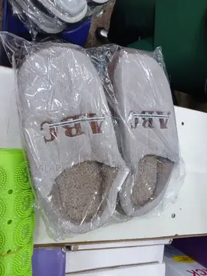 Modern House Sandles