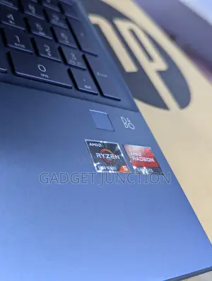 New Laptop HP Pavilion 15 8GB AMD Ryzen 5 SSD 256GB