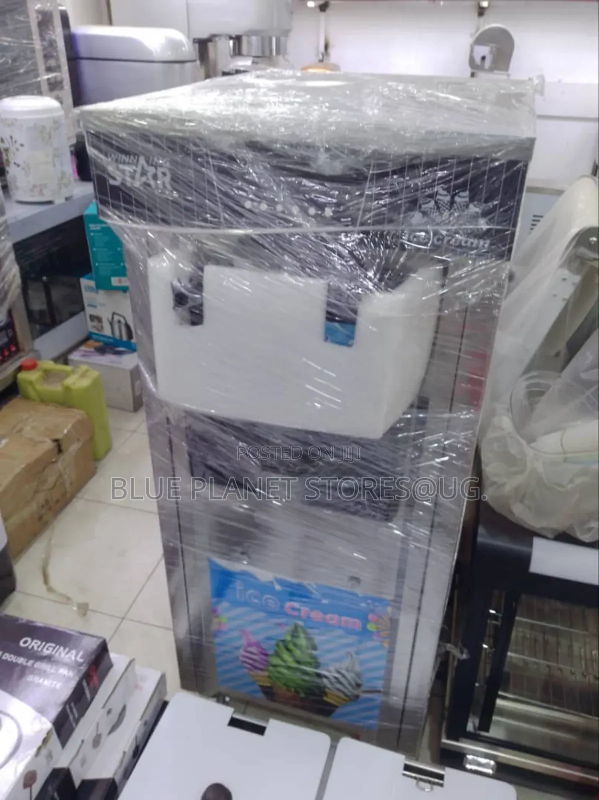 Automatic Ice Cream Machines \\ BIG SIZE