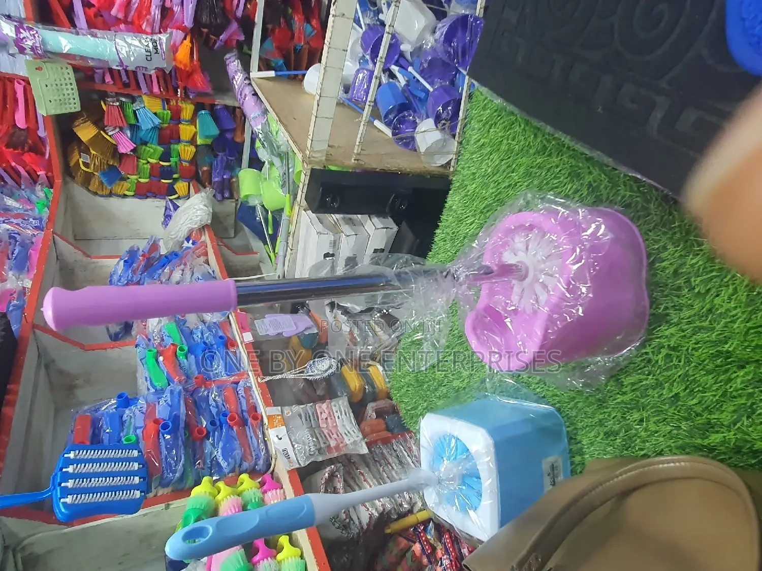 New Design Toilet Brush