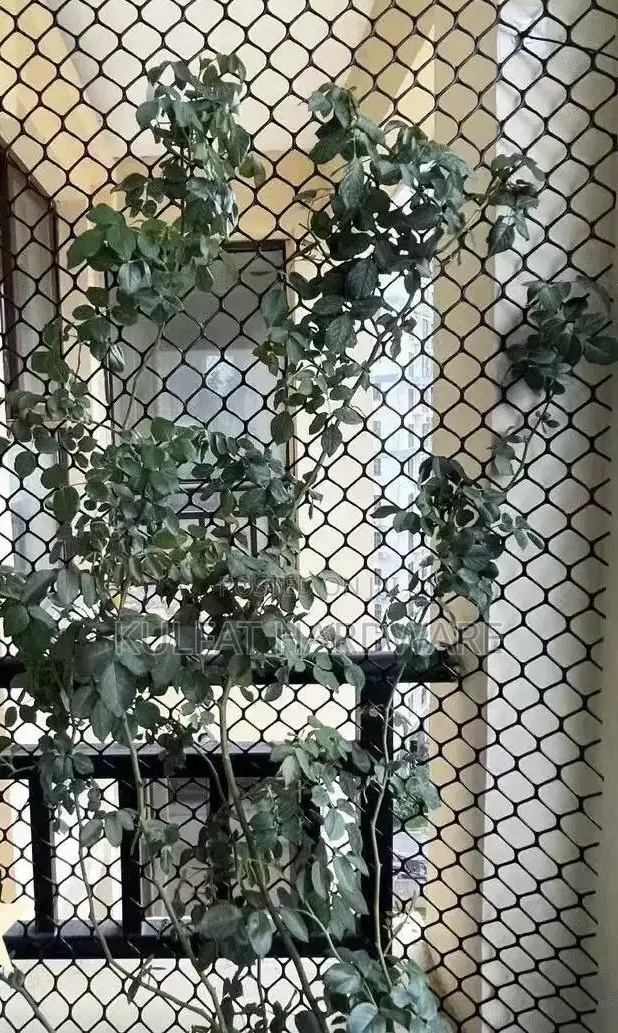 Plastic Chain Link Grey Mesh