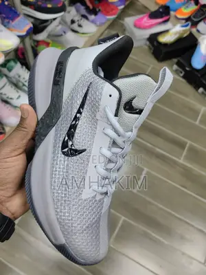 Men’S Nike Lebron Ambassador 1 in Stock
