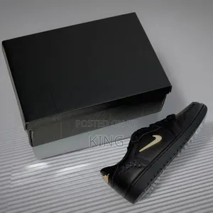 Air Jordan 1 Low Method of Make Black Metallic Gold