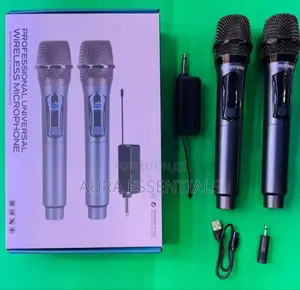 Professional FM Handheld Wireless Dynamic Microphone