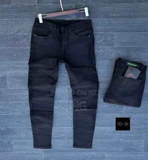 Mo Black Jeans