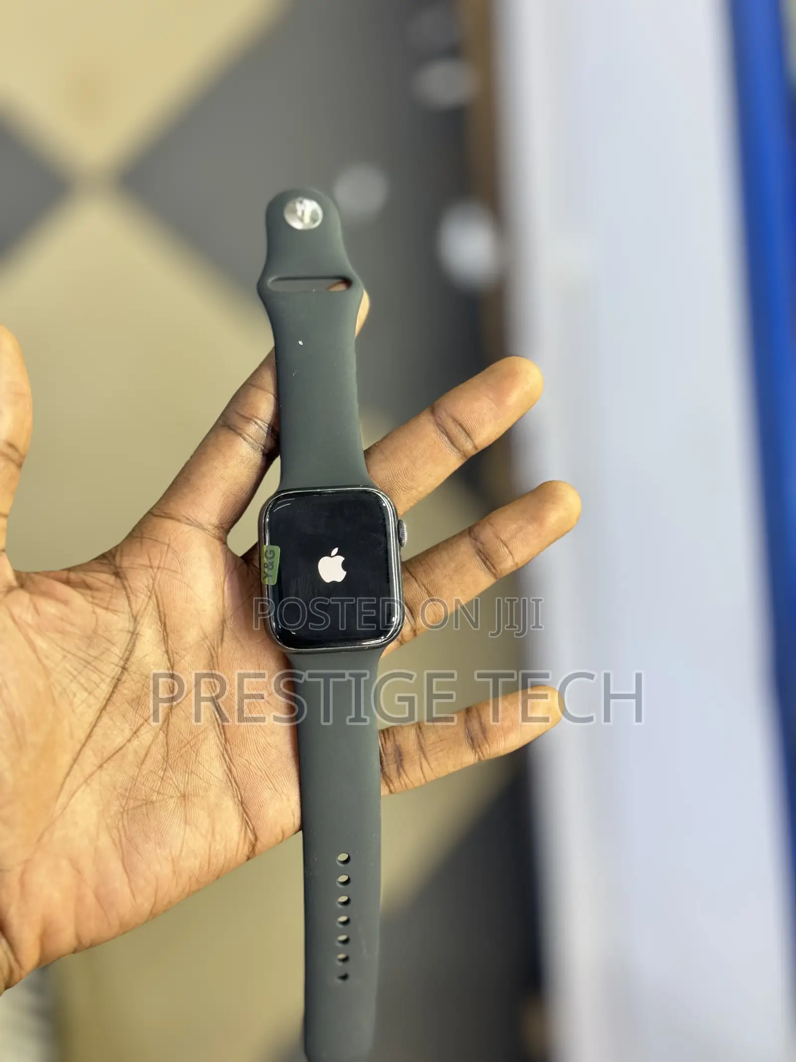Apple Watch Series 5 44mm