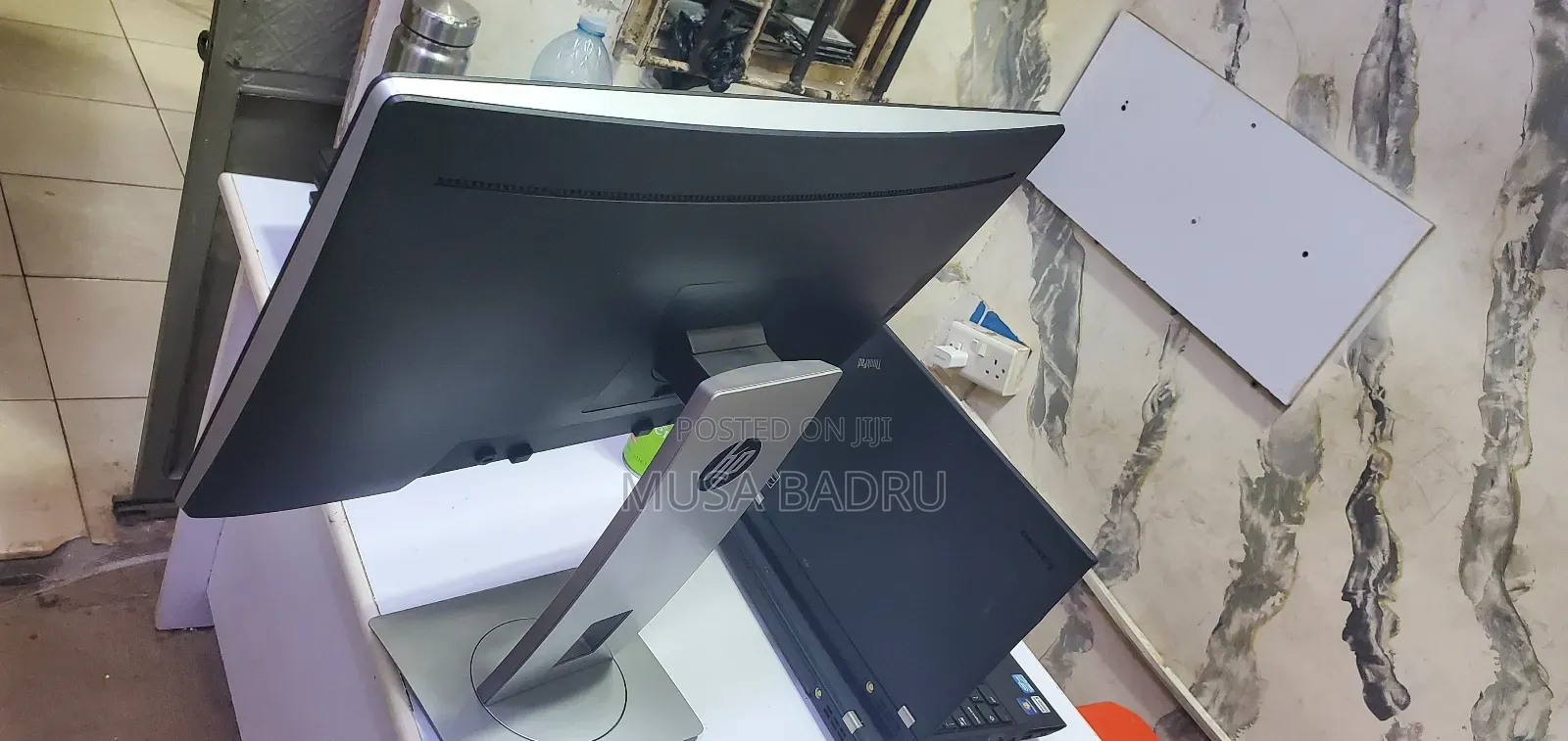 LED Monitor