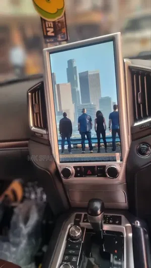 Tesla Android Radio for Land Cruiser 200