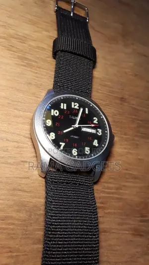 SKMEI Men Fashion Watch Quartz Waterproof Casual Watch 9112