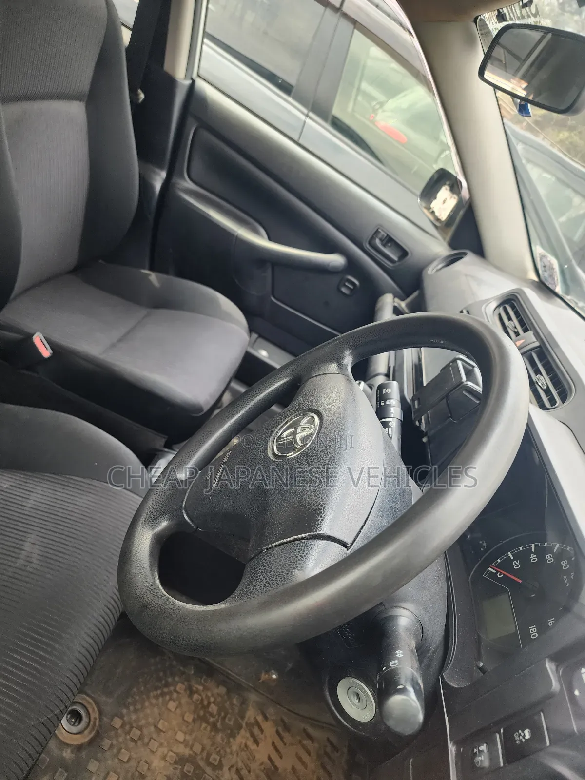 Toyota Succeed 2015 Silver