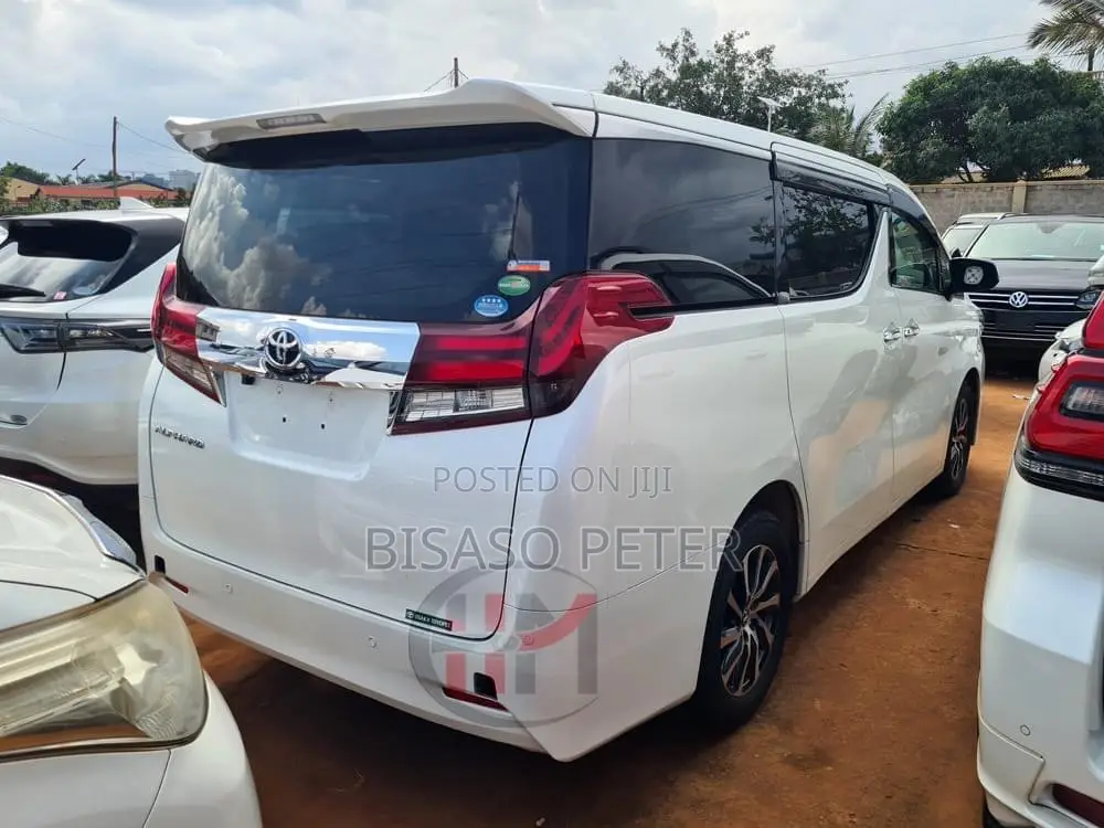 Toyota Alphard 2015 White
