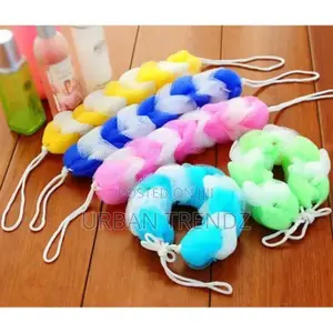 Stretching Loofah Sponge Toiletries for Bathing-White
