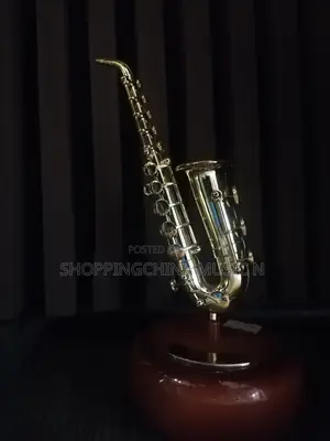Saxophone Violin Music Box