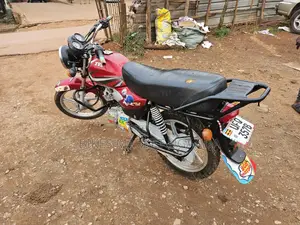 TVS HLX 125 2023 Red