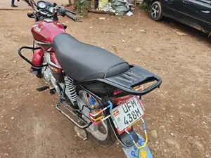 TVS HLX 125 2023 Red