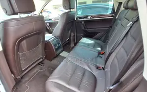Volkswagen Touareg 2015 White