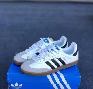 Original Unisex Black/White Adidas Samba Casual Sneakers