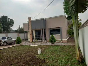 Furnished 4bdrm Bungalow in Kira for sale