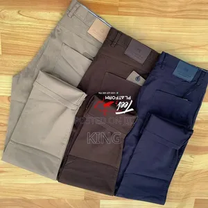 Signature Khaki Trousers. 3in1